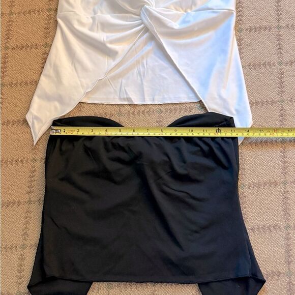 A Black & White strapless bandeau with twist in front, set of 2. S - Picture 9 of 11